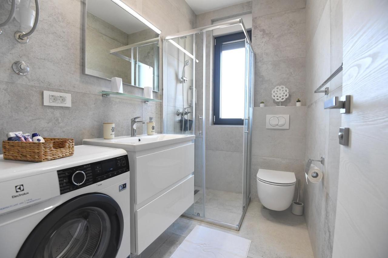 Apartment Maritimo Zadar Exteriör bild
